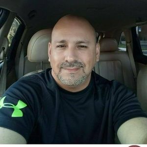 Meet your Posher, Luis